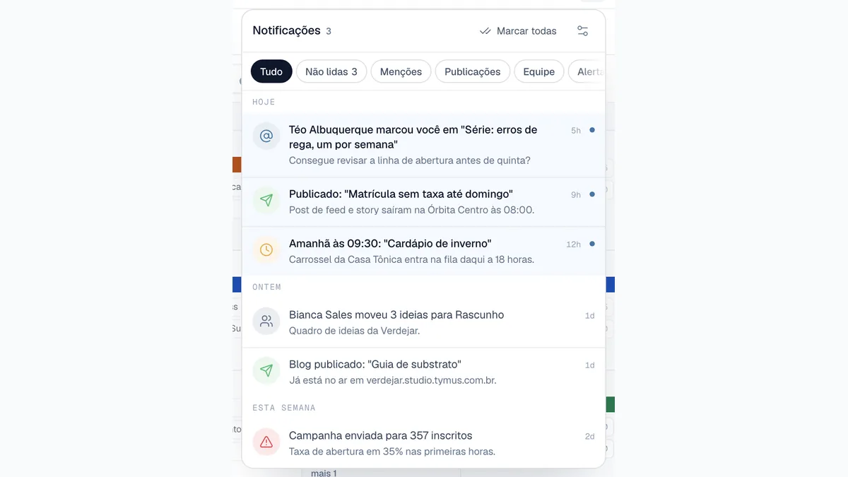 Painel de notificações do Studio com os avisos de publicação